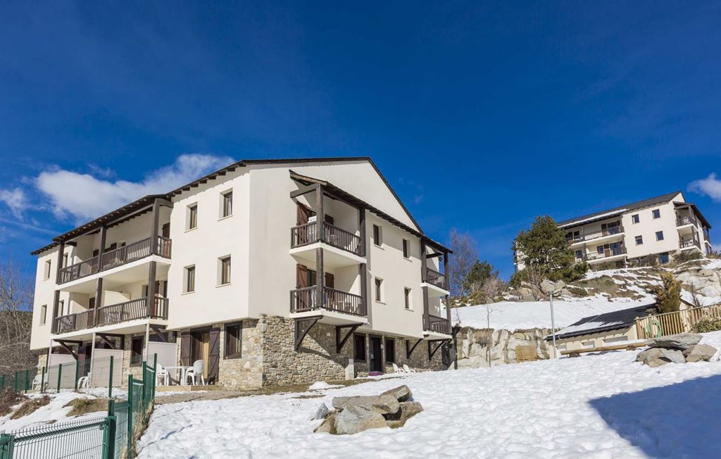 Appartement T3 FONT ROMEU ODEILLO VIA 74000€ EURO PATRIMOINE IMMOBILIER Appartement T3 FONT ROMEU ODEILLO VIA 74000€ EURO PATRIMOINE IMMOBILIER