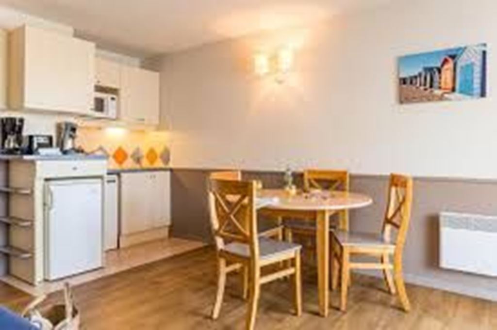 Appartement Studio LES SABLES D'OLONNE 106000€ EURO PATRIMOINE IMMOBILIER Appartement Studio LES SABLES D'OLONNE 106000€ EURO PATRIMOINE IMMOBILIER