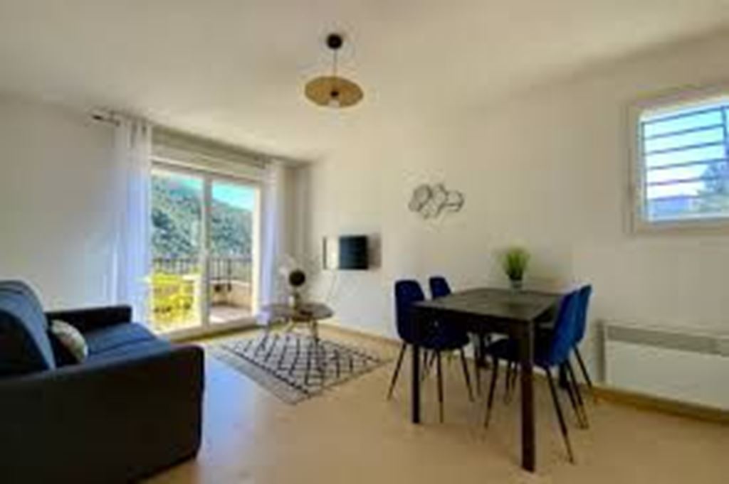 Appartement T3 Avène Les Bains 59500€ EURO PATRIMOINE IMMOBILIER Appartement T3 Avène Les Bains 59500€ EURO PATRIMOINE IMMOBILIER