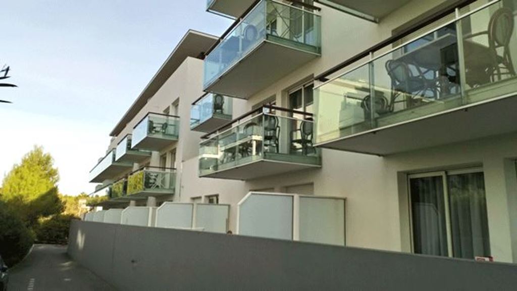 Appartement T2 ANTIBES 105000€ EURO PATRIMOINE IMMOBILIER Appartement T2 ANTIBES 105000€ EURO PATRIMOINE IMMOBILIER
