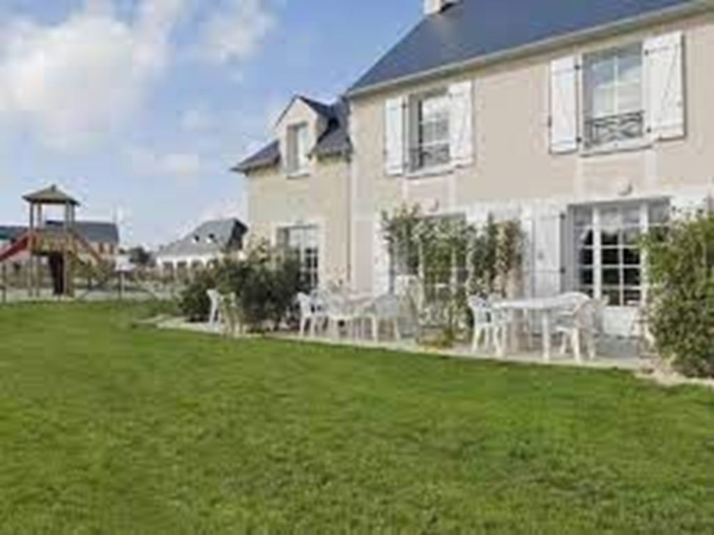 Maison PORT EN BESSIN HUPPAIN 96000€ EURO PATRIMOINE IMMOBILIER Maison PORT EN BESSIN HUPPAIN 96000€ EURO PATRIMOINE IMMOBILIER