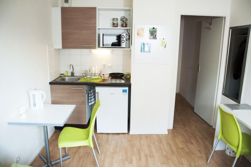 Appartement Studio SEVRES 95000€ EURO PATRIMOINE IMMOBILIER