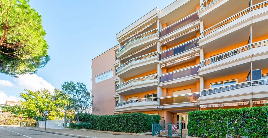 Appartement T1 STE MAXIME 109000€ EURO PATRIMOINE IMMOBILIER